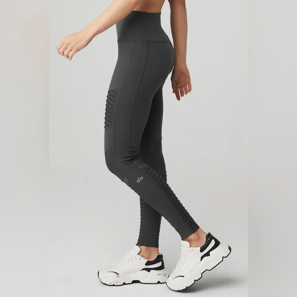 Super Flattering ALO Yoga High-Waist Moto Legging